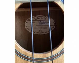 Mitchell MU-70 Ukulele