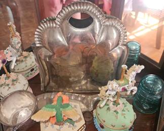 dining room curio cab