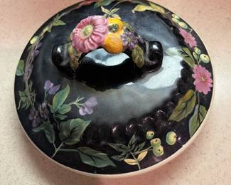 F36 - $65. Vintage Jardiniere by Tracy Porter. Set of 3 Canisters. 9.5", 10.5" x 12".