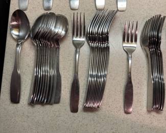 F68 - $100. Oneida Community Paul Revere Stainless. Mostly service for 12 (8 Salad Forks)
