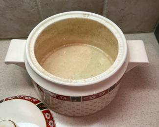 F20 - $250. Charlton Hall by Kobe Japan. "Classic Traditions" Christmas Pattern.