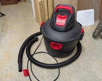 F83 - $35. Shop Vac. 6 Gallon, 3 HP