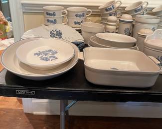 F70 - $450. Pfaltzgraff Yorktowne. 153 Pieces.