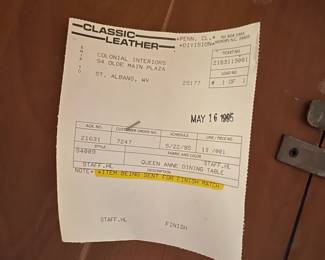 F22 - $350. Pennsylvania House Dining Table with 6 Chairs. Has 3 Leaves that can be added. Includes Table Pads for all pieces.