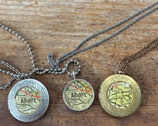 Local map lockers and necklaces 