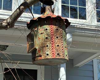 Adorable antique tin painted bird feeder.