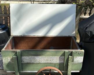 Sweet wagon. Painted wood outside. With lid. Copper lined.
