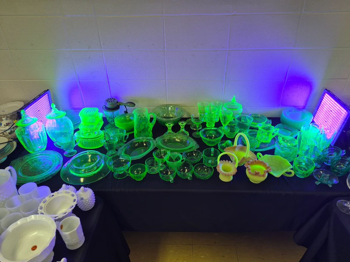 uranium glassware