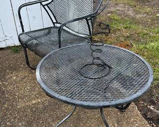 Meadowcraft chair and round side table