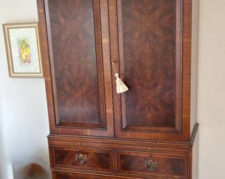 Linen press