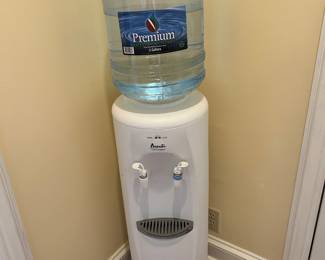 Avanti water cooler