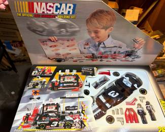 NASCAR building set
