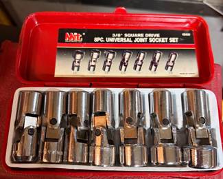 Joint socket set