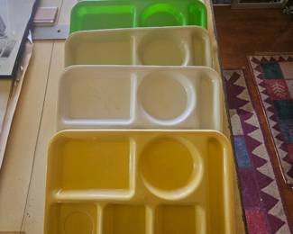 Si-Lite Chicago lunchroom trays