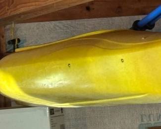 197 2SitInsideKayakswPaddlesRecreationalPairGarageKept