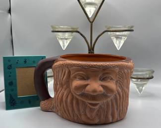 149 VintageFaceMugPlanterCandleHolderFrame