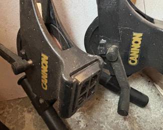 133 CannonManualDownriggersPairHandCrankFishingGear