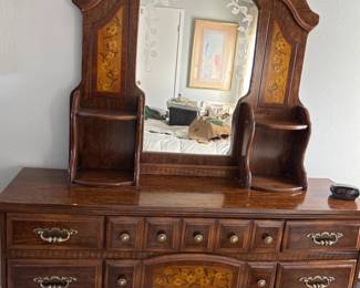 198 VintageWoodDresserwMirrorOrnateInlay6DrawerStorage