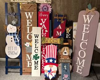 Porch Welcome Signs for the Holidays