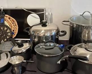 Stock Pots, Sauce Pan, Fry Pan, Warming Plate