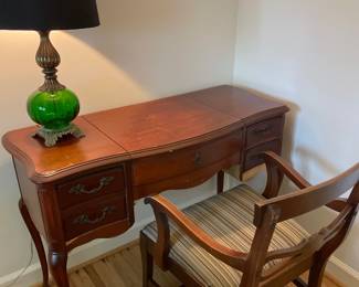 Vintage dressing table