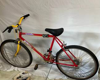 Scout 3 Huffy Bicycle And Extra Parts