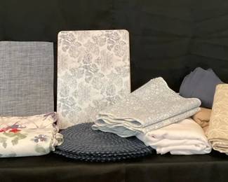 Dining Table Linens
