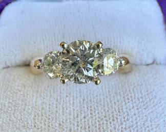 2 ct TW - selling with reserve