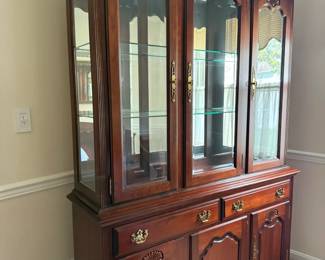 Pennsylvania House 2 piece hutch