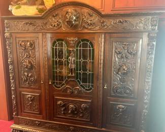 Leaded glass cabinet