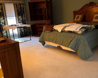 Traditional headboard