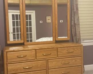 Bedroom chest with trifold mirror