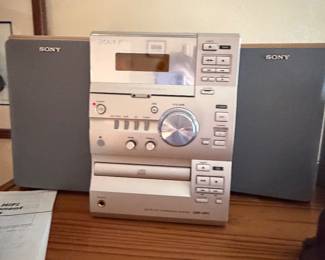 Sony Stereo System w/Speakers