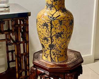 Large vase , Asian stool 