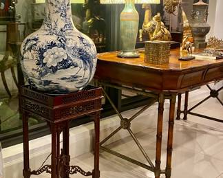 Small Chippendale table/stand , large blue and white vase , executive desk 