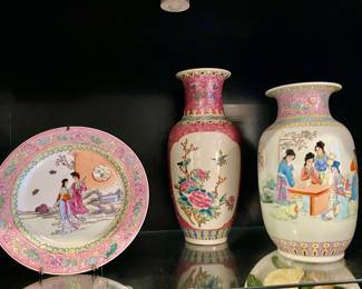 Plate & 2 vases 