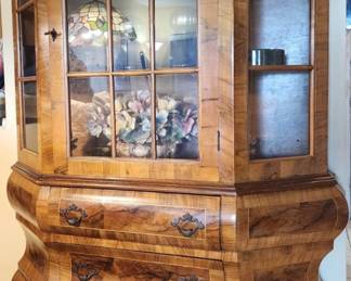 Burlwood Curio antique 