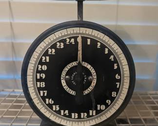 Vintage kitchen scale