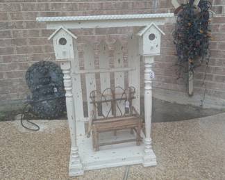Bird house table