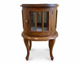 Vintage Mahogany Tea or Liquor Cabinet with Removable Tray Top and Cabriole Legs