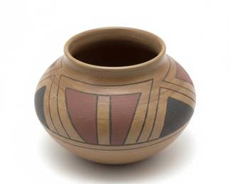 Mata Ortiz Polychrome Pottery Olla second image
