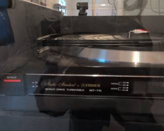Fisher StudioStandard MT Servo Drive Turntable