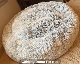 Calming Donut Pet Bed second image