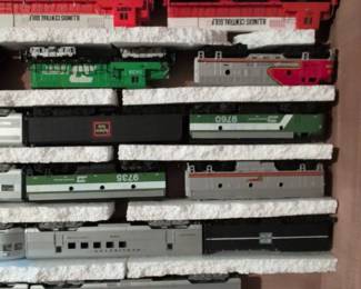 Collection of HO Scale Model Trains  Illinois Central Gulf, Burlington, Milwaukee Road second image