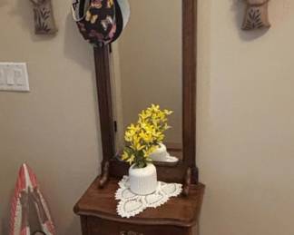Vintage Pulaski Furniture Hall Tree with Mirror and Drawer