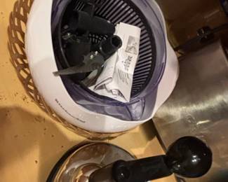 Proctor Silex Crock Watcher Slow Cooker and various small appliances third image