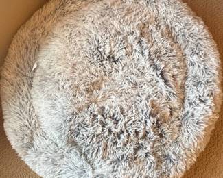 Calming Donut Pet Bed