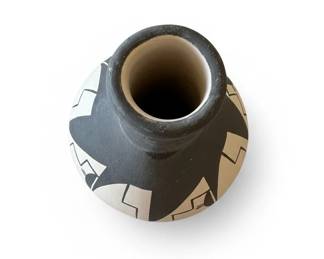 Ute Mountain Ute Pottery Vase third image