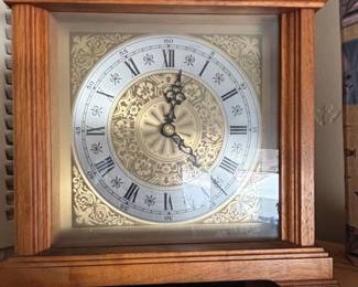 Howard Miller Graham Bracket Mantel Clock