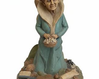 The Queens Collection Mothers Garden Figurine